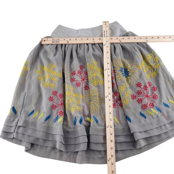 K. Jordan Floral Embroidered Gray Skirt Vibrant Colors Size Small Boho - Picture 3 of 4